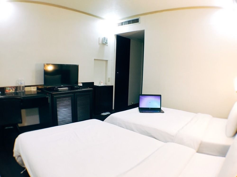 Wl Hotel Hsinchu Buitenkant foto